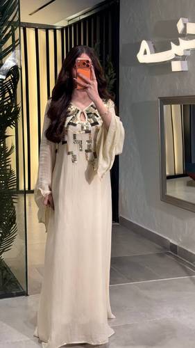 جلابية نَدى اللؤلؤ ثلاث ألوان 