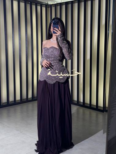 فستان لماع بنفسجي
