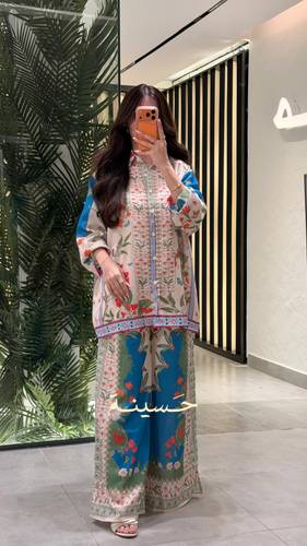 طقم بدلة زهور أزورية