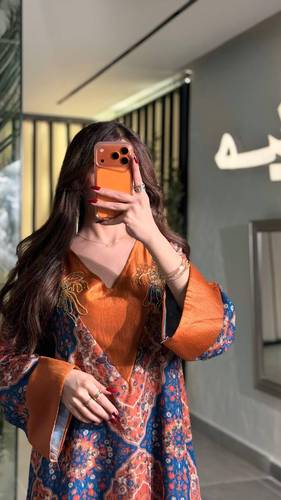 جلابيه وشيّ العنبر