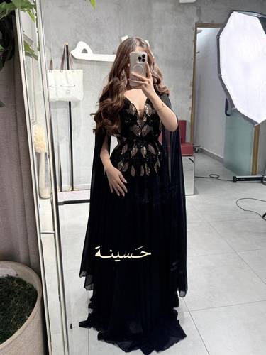 فستان سهرة فخم بلون أسود