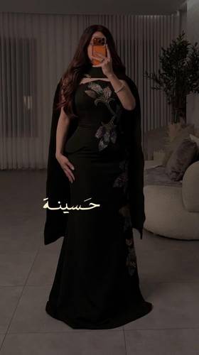 فستان سهرة بلون زيتوني مطرز بأزهار كريستالية