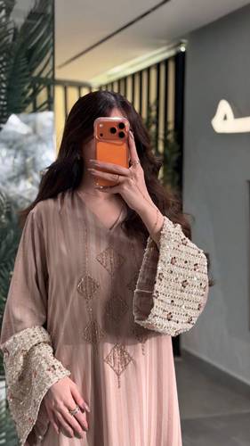 جلابية نَفَس اللؤلؤ بلونين 
