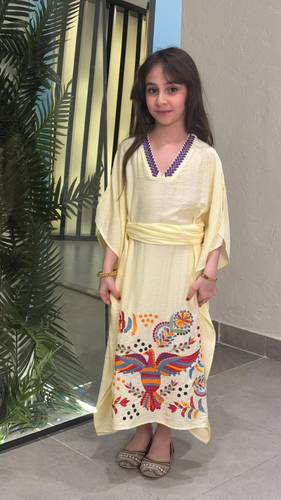 جلابية الطفلة فراشة الألوان