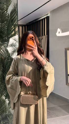 جلابية نَفَسُ بثلاث ألوان