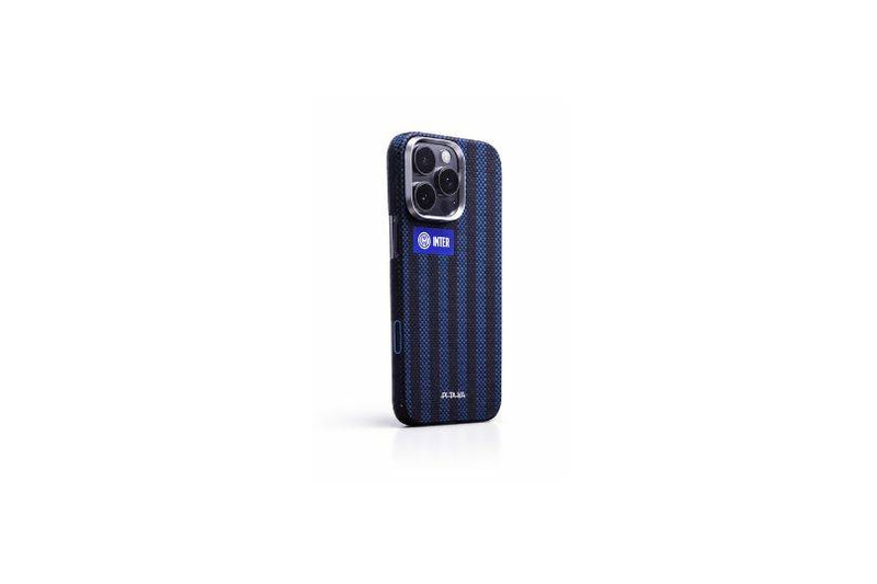 جراب Pitaka Inter Edge فائق النحافة لهاتف iPhone 16 Pro - أسود وأزرق جيرسي