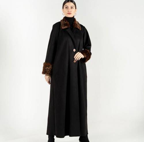 Black Jacket With brown Fur Collar