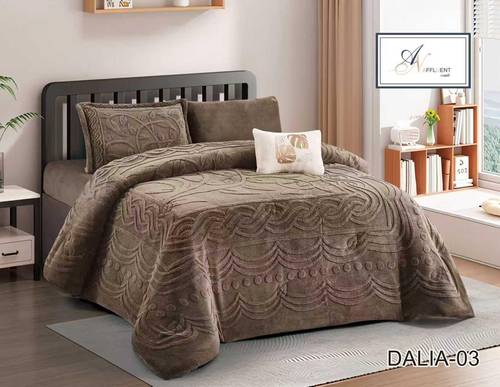 مفرش نفر ونص 4قطع شتوي DALIA-3