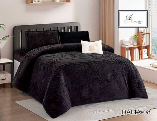 مفرش نفر ونص 4قطع شتوي DALIA-8