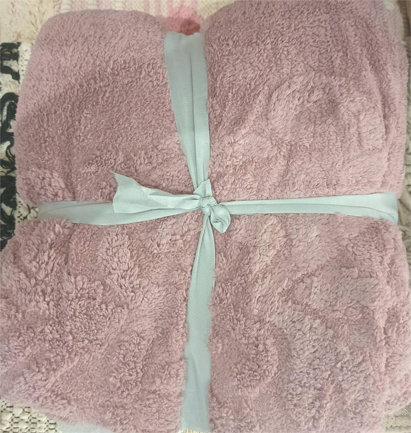 بطانية فرو نفر ين ELLA