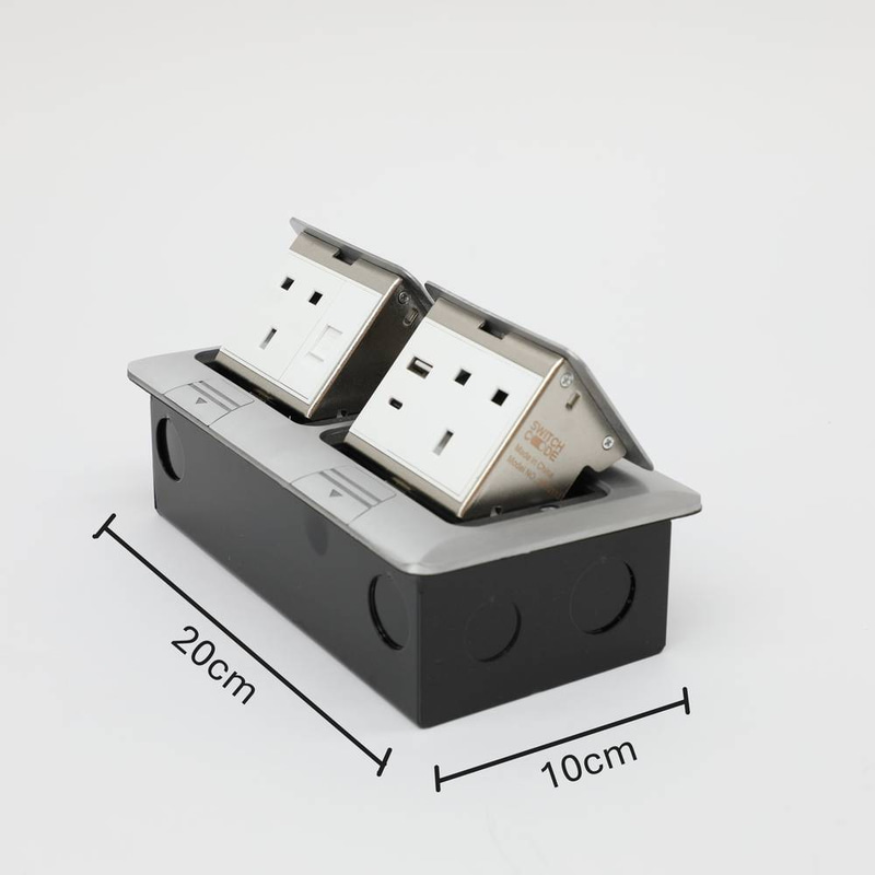 فيش ارضي فضي ثنائي 13 امبير مع مدخل انترنت USB , TypeC