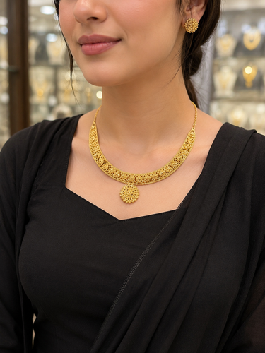 مزنط ياسمينة جابر الانيق عيار 21