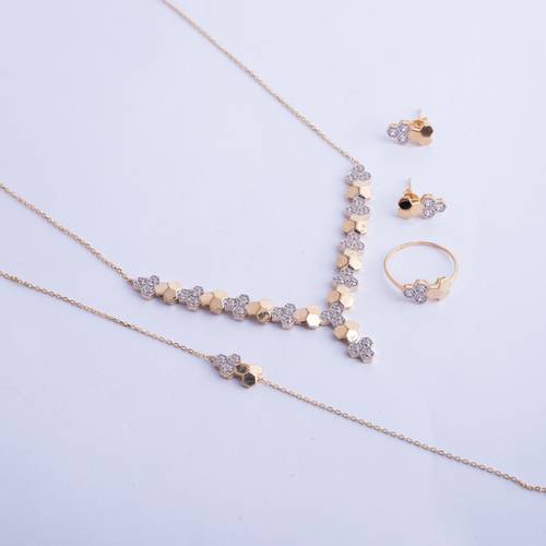 طقم شوميه الفخم عيار 18