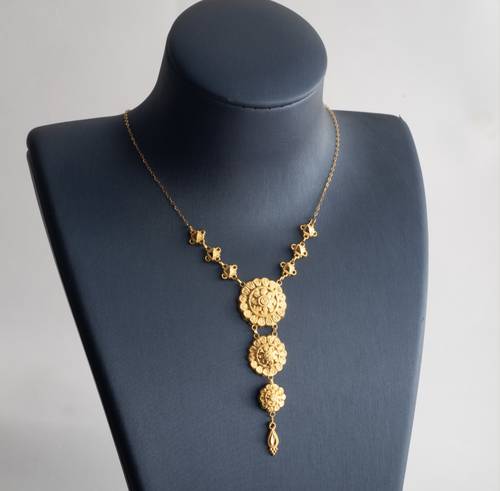 Jabir's 3-Tier Bestselling 21K Chair Necklace