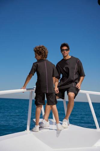 Black t-shirt children set