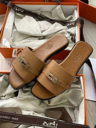 Hermes slippers 