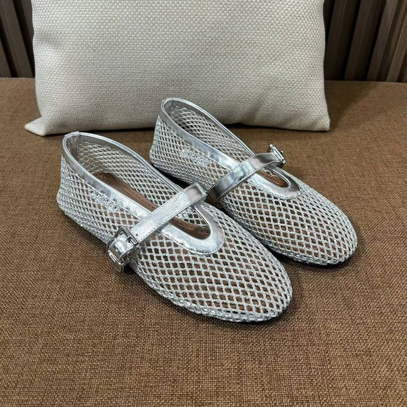 ALAIA Flat