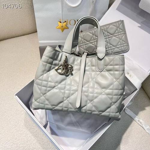 Medium Dior Toujours Bag Gris Pietro