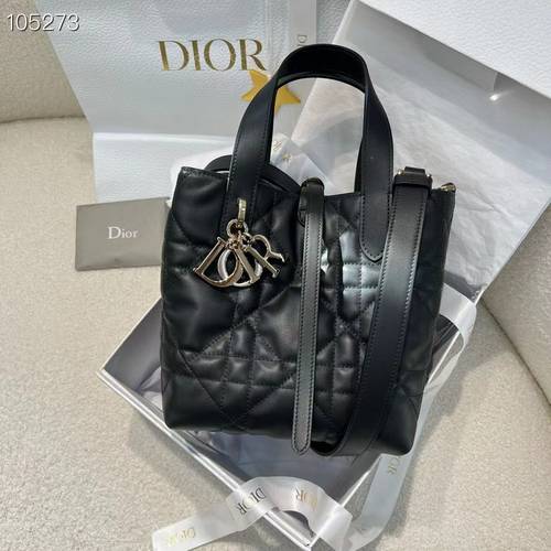 Dior Toujours size M 