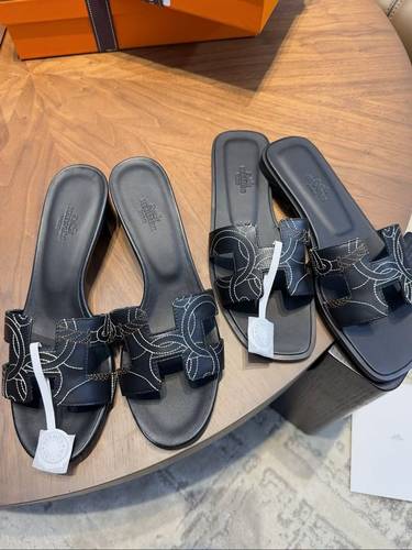 Oran sandal black