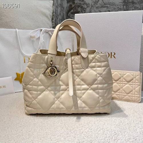 Medium Dior Toujours Bag Light Ivory