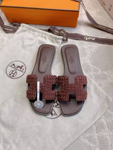 Hermes slippers 