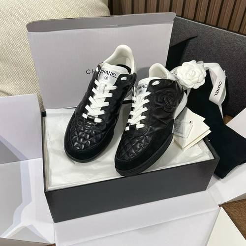 Chanel Sneakers 