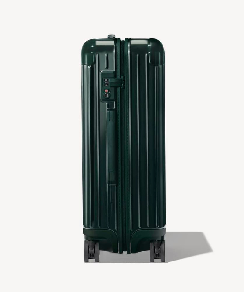 Rimowa Essential Size M
