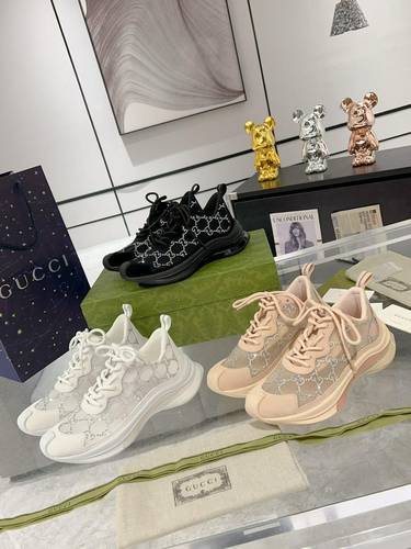 Gucci sneakers 