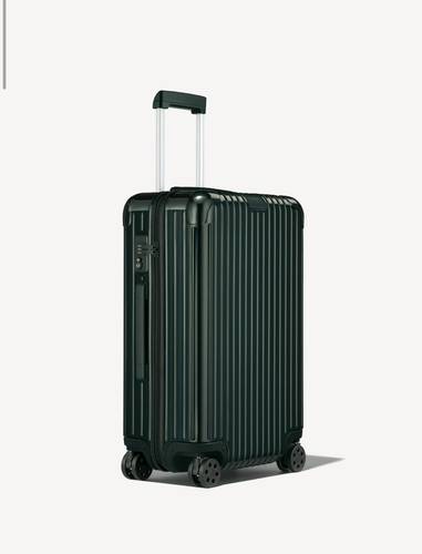 Rimowa Essential Size M