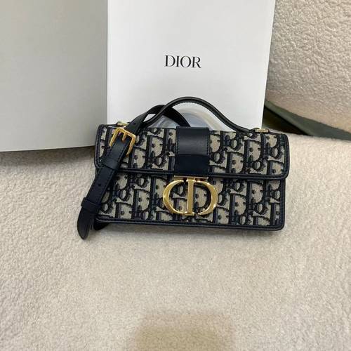 Bior bag 30 Montaigne East-West Bag with Chain