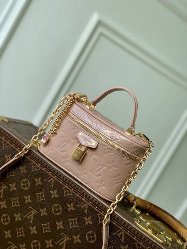 Vanity Chain  Louis Vuitton bag