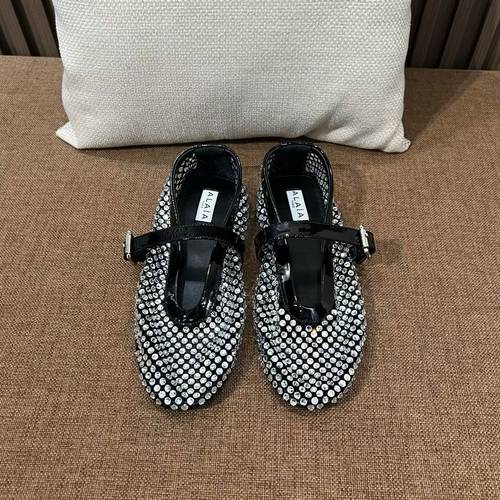 ALAIA Flat