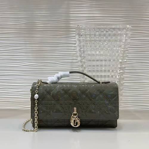 Dior bag
