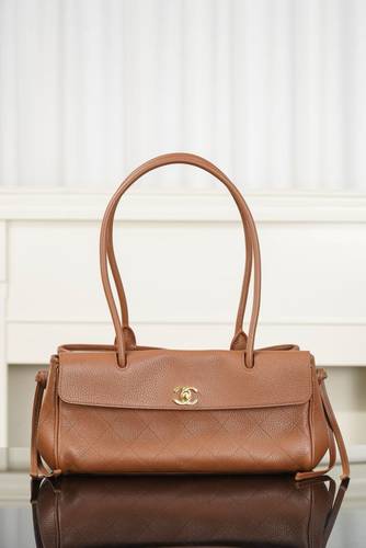 Chanel SMALL SHOPPING BAG