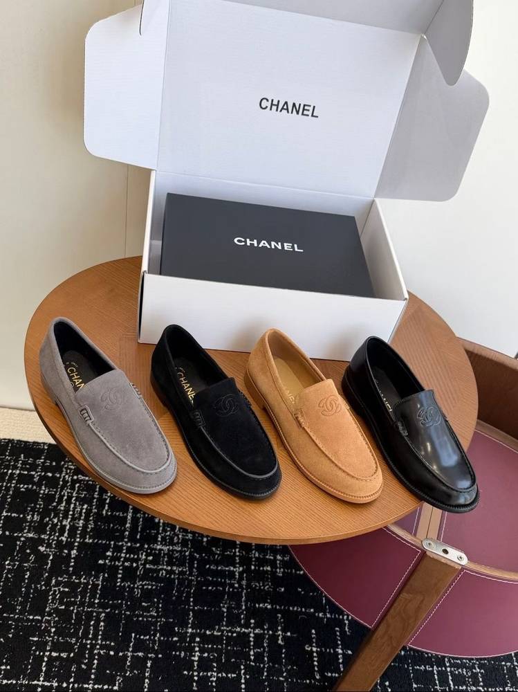 Chanel Flat 