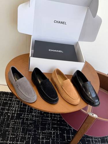 Chanel Flat 