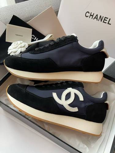 Chanel Sneakers 