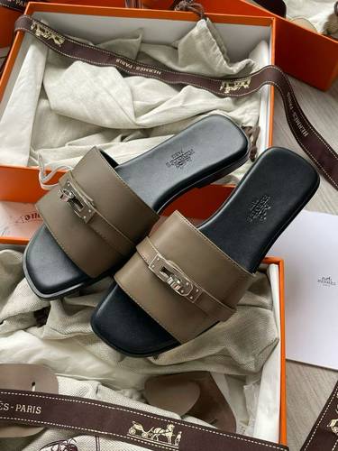Hermes slippers 
