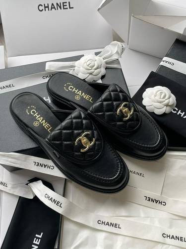 Chanel Flat 