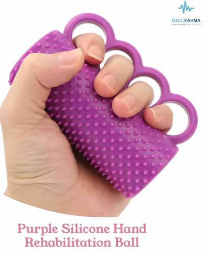 جهاز تمرين للأصابع والمعصم لتقوية قبضة اليد - AT A finger and wrist exercise device to strengthen grip