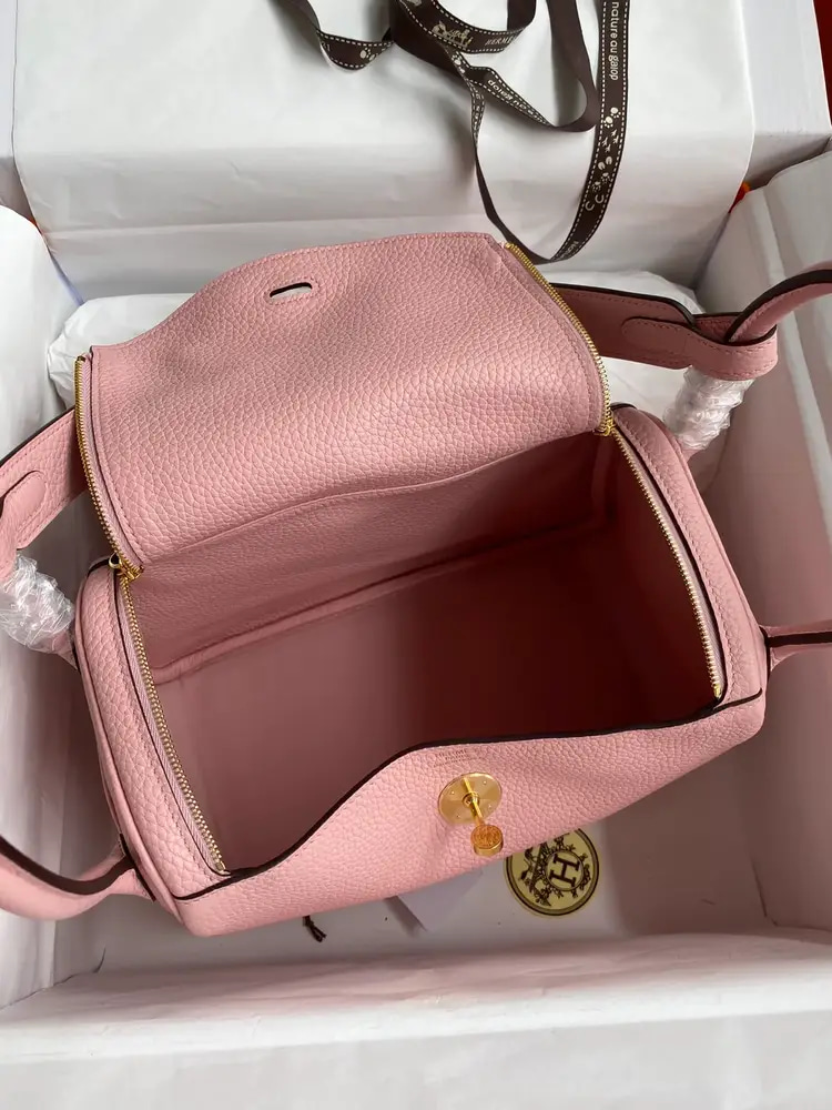 Hermès Lindy Size 26cm