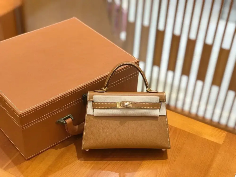 هيرمز كيلي ميني مقاس 19cm