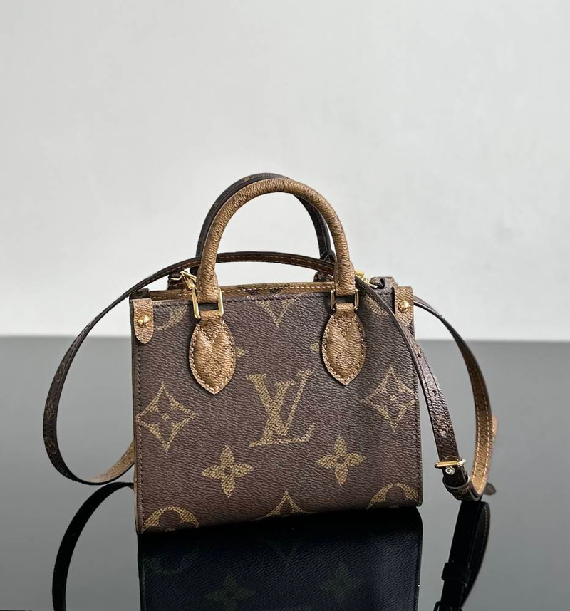 Louis Vuitton ONTHEGO BB Size 18cm