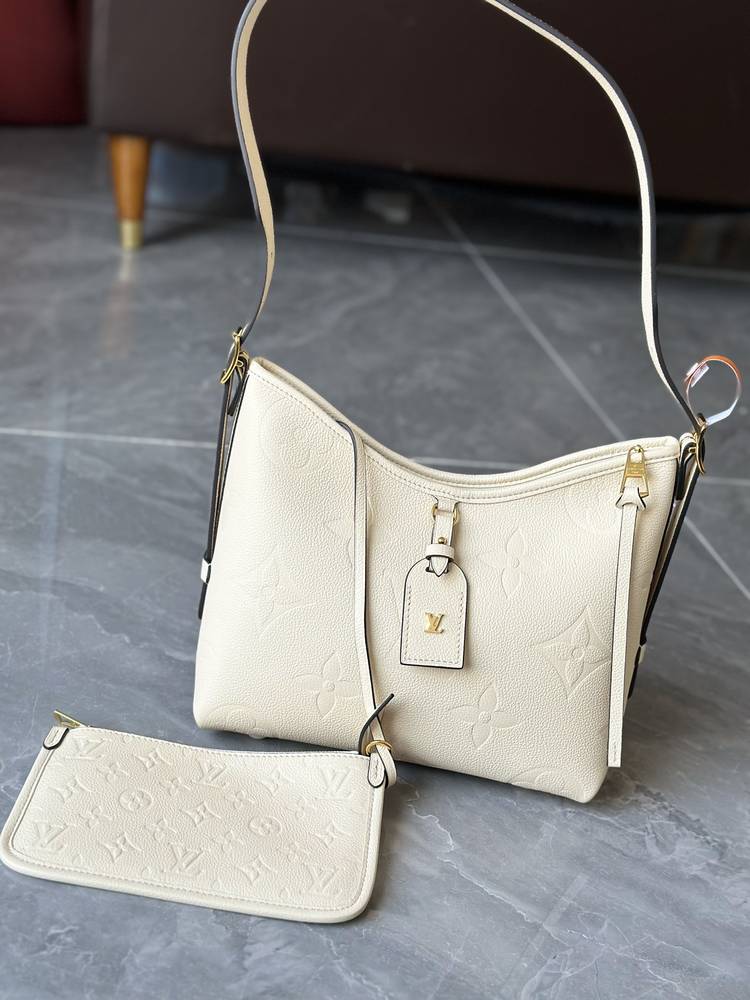 لوي فيتون  CarryAll PM مقاس 29.5cm