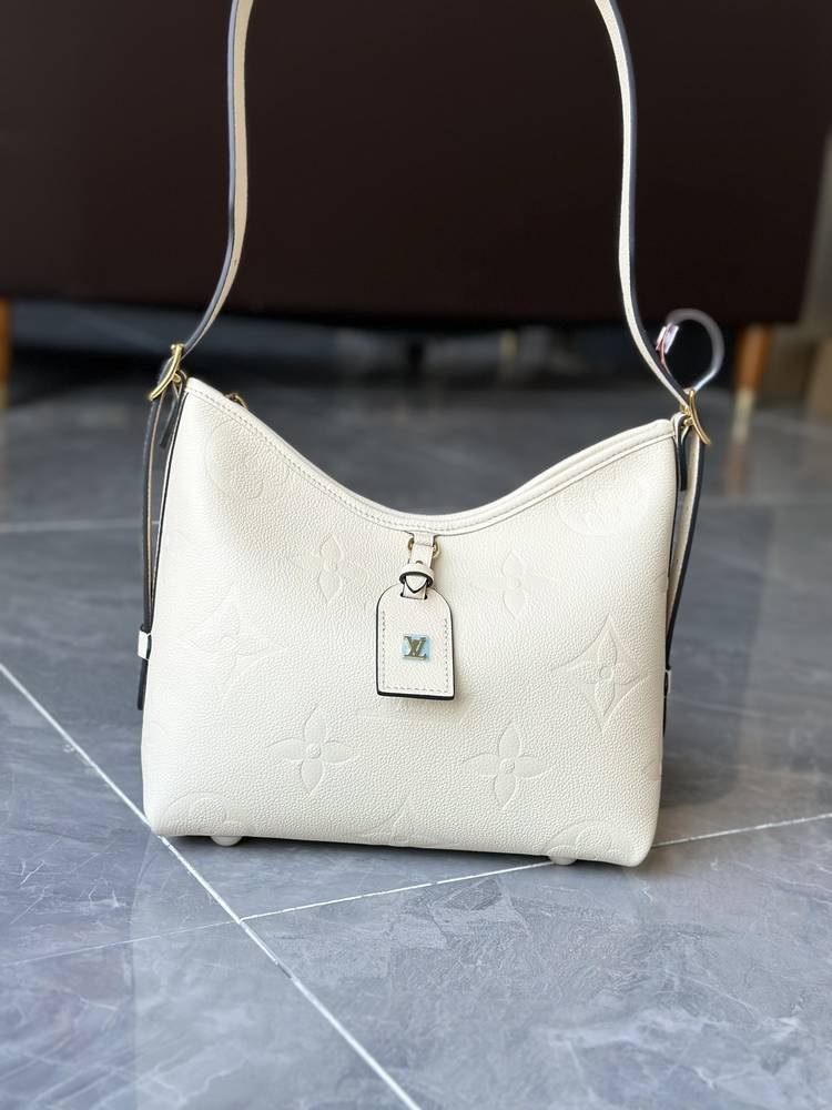 لوي فيتون  CarryAll PM مقاس 29.5cm