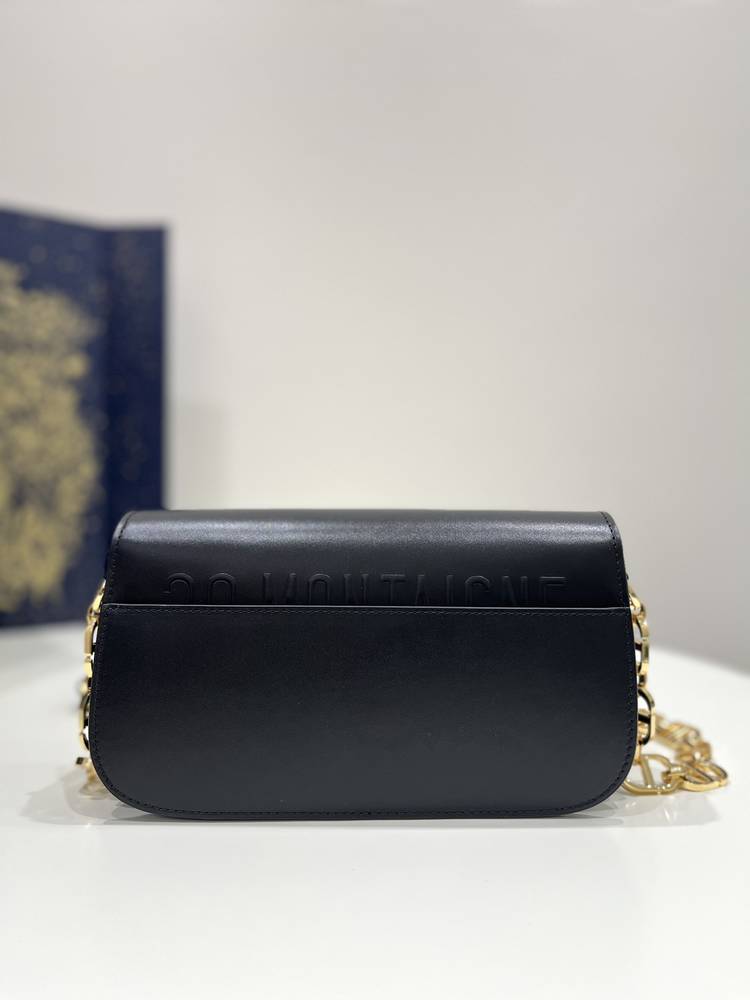 ديور مونتين مقاس 22.5cm