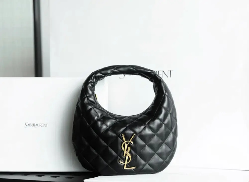 سان لوران ايكاريو مقاس 17cm