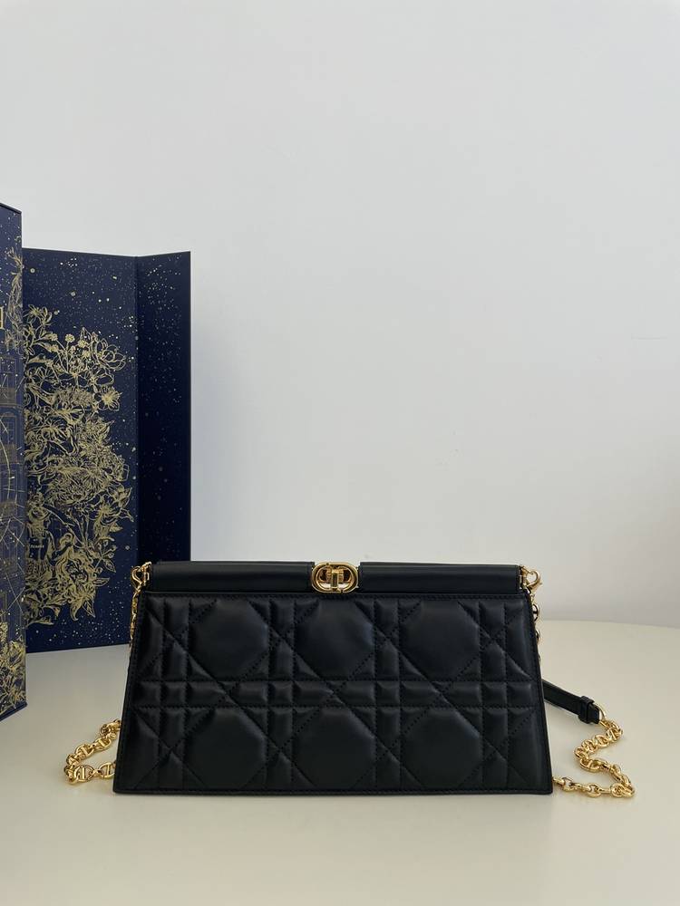 ديور كور دي مقاس 27cm