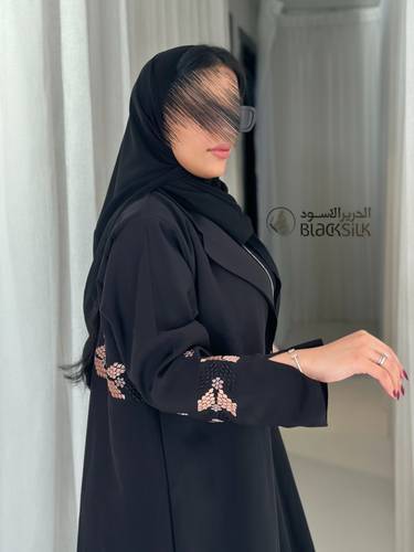 عباية طيف 